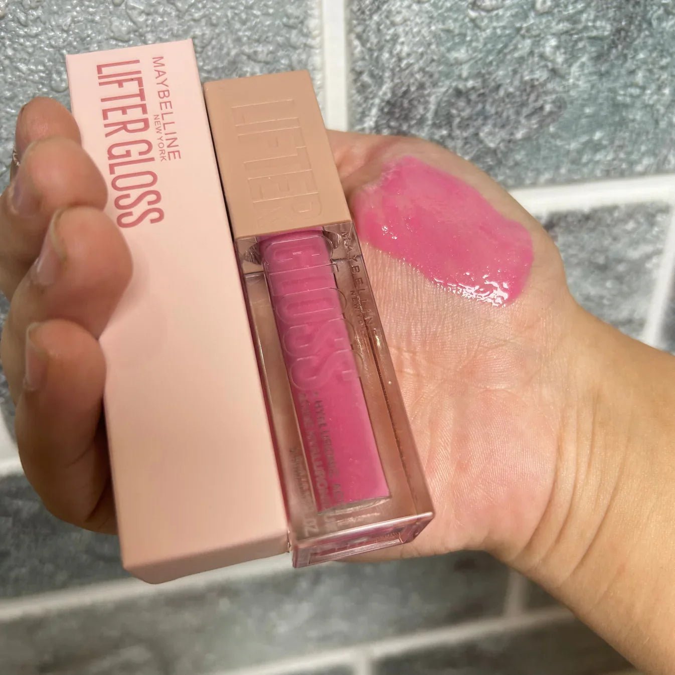 Maybelline New York Lifter Hydrating Lip Gloss - Zayluxe Care