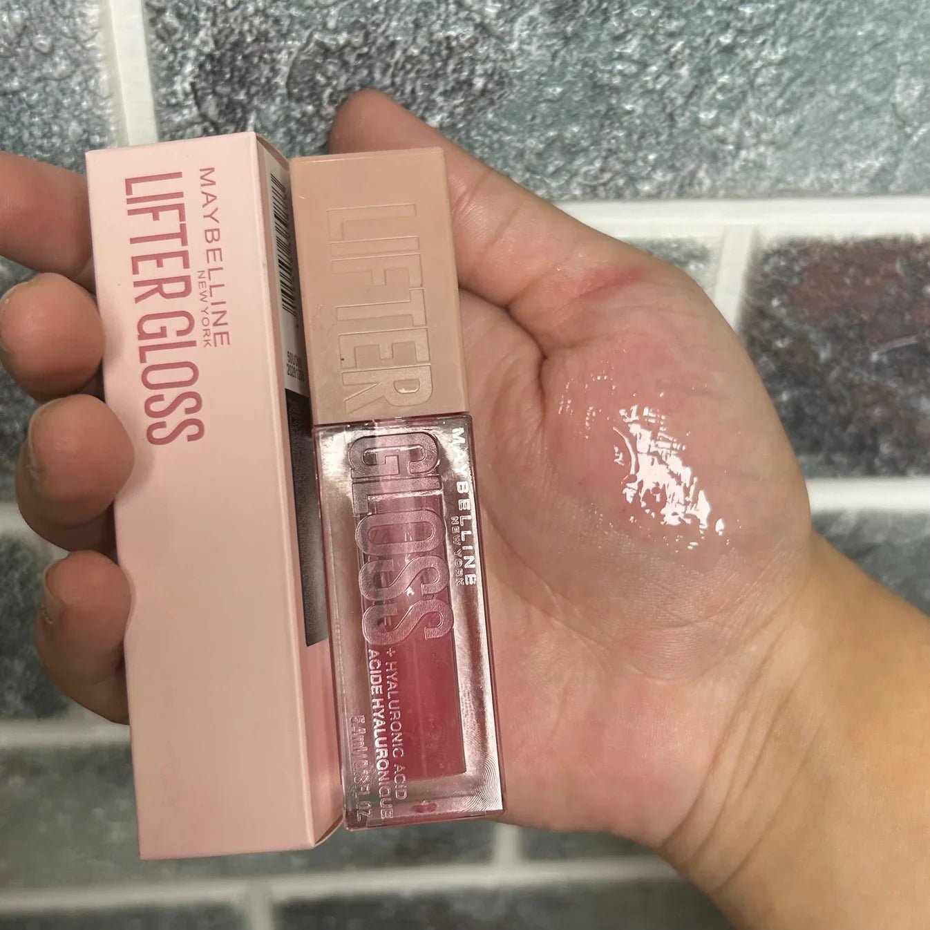 Maybelline New York Lifter Hydrating Lip Gloss - Zayluxe Care