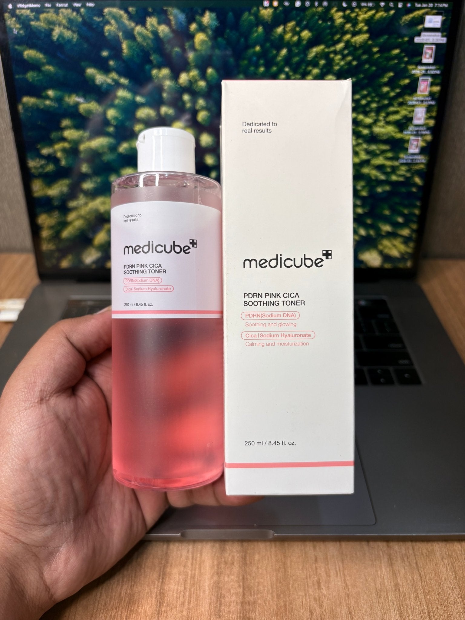 Medicube PDRN Pink Cica Soothing Toner 250ml - Zayluxe Care
